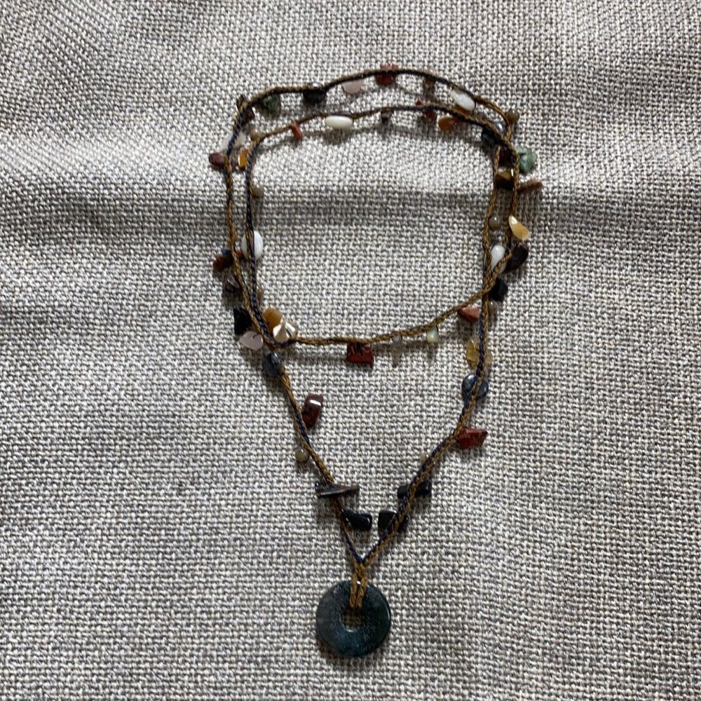 Vintage linen and rocks necklace with pendant